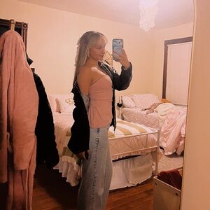 Meet your Posher, Alyssa